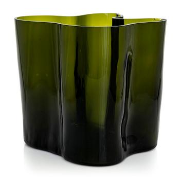 Alvar Aalto, a 1950s '3031' vase for Iittala.