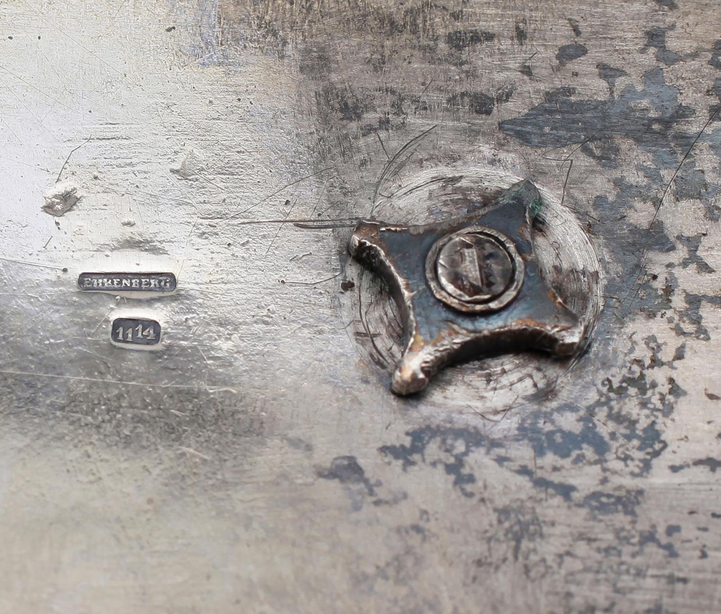 BRÖDKORG, silverplåt, 1800-talets  första hälft. Vikt ca 434 gram.