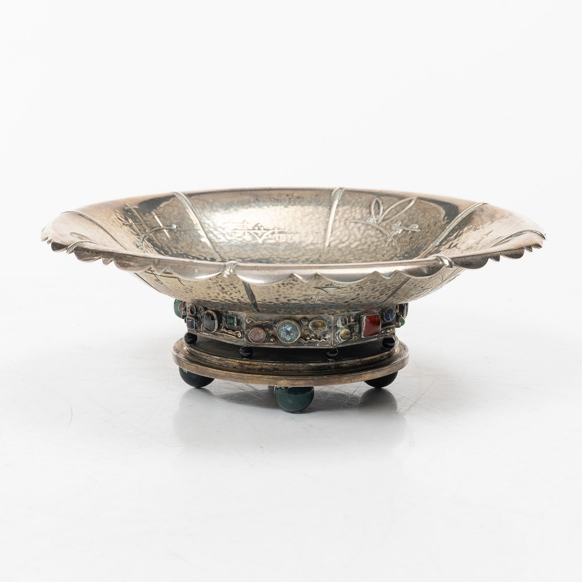 Bowl, silver, 20th century.