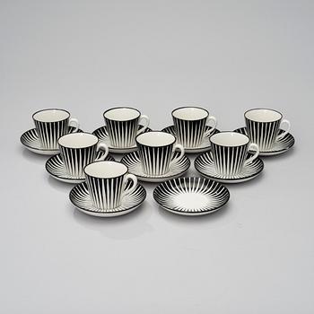 EUGEN TROST, 8 kaffekoppar med 9 fat, flintgods, "Zebra", Gefle. I produktion 1955-1967.