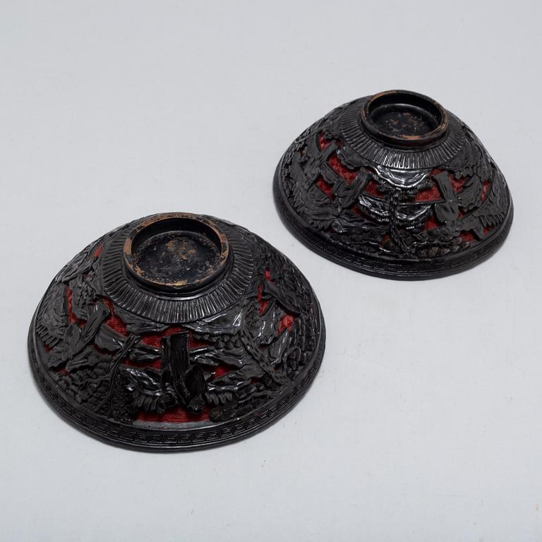 A PAIR OF LACQUER BOWLS, early 20th century.