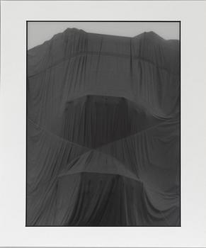 Kenneth Gustavsson, "Untitled (Drapering)", 1984.