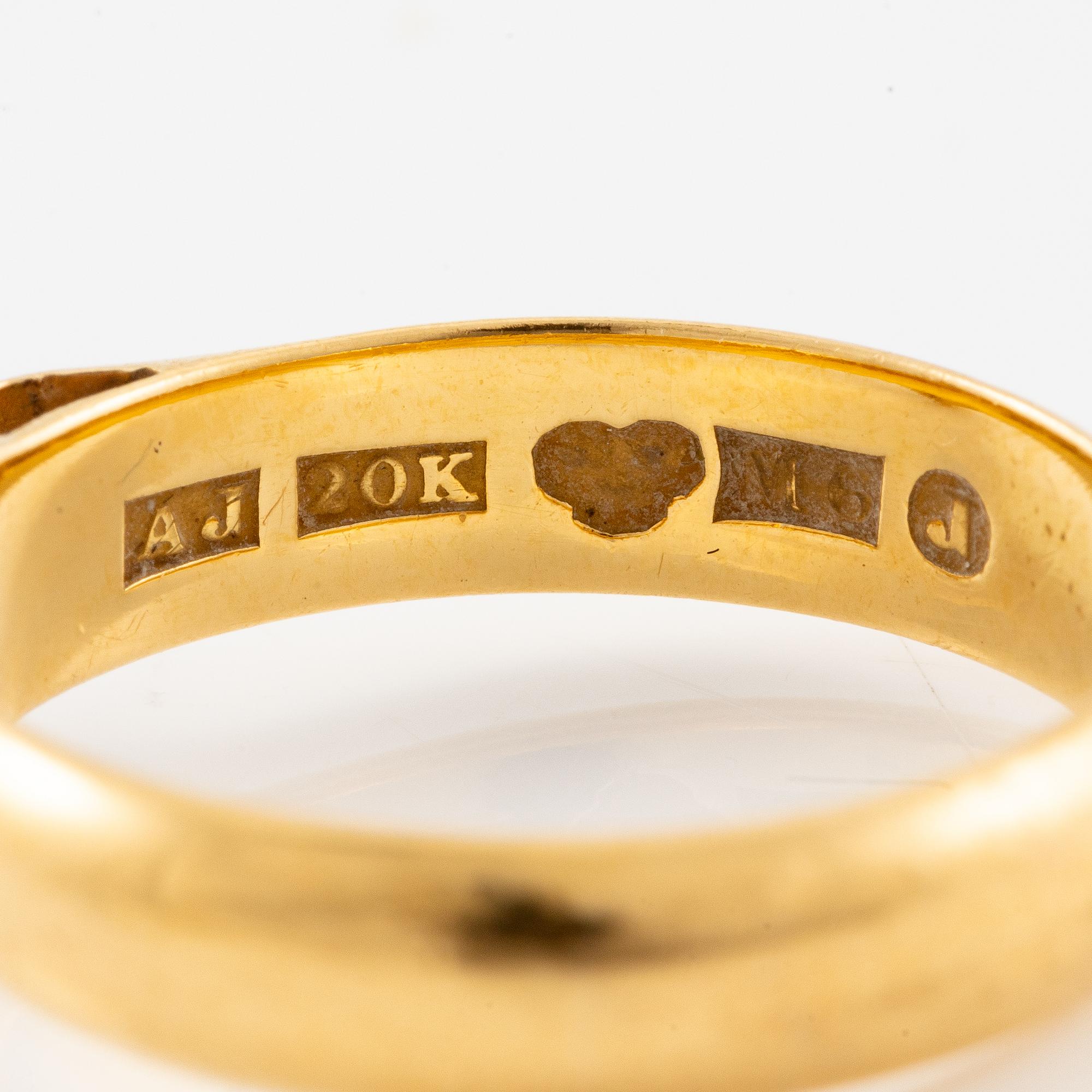 Ring, 20K gold with pearl.
