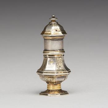 A Swedish late Baroque parcel-gilt silver snuff-box, mark possibly of Erik Löfman (Uppsala 1690-1718 (-1729)).