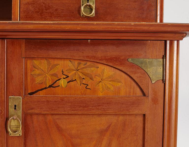 A cabinet, early 20th Century.