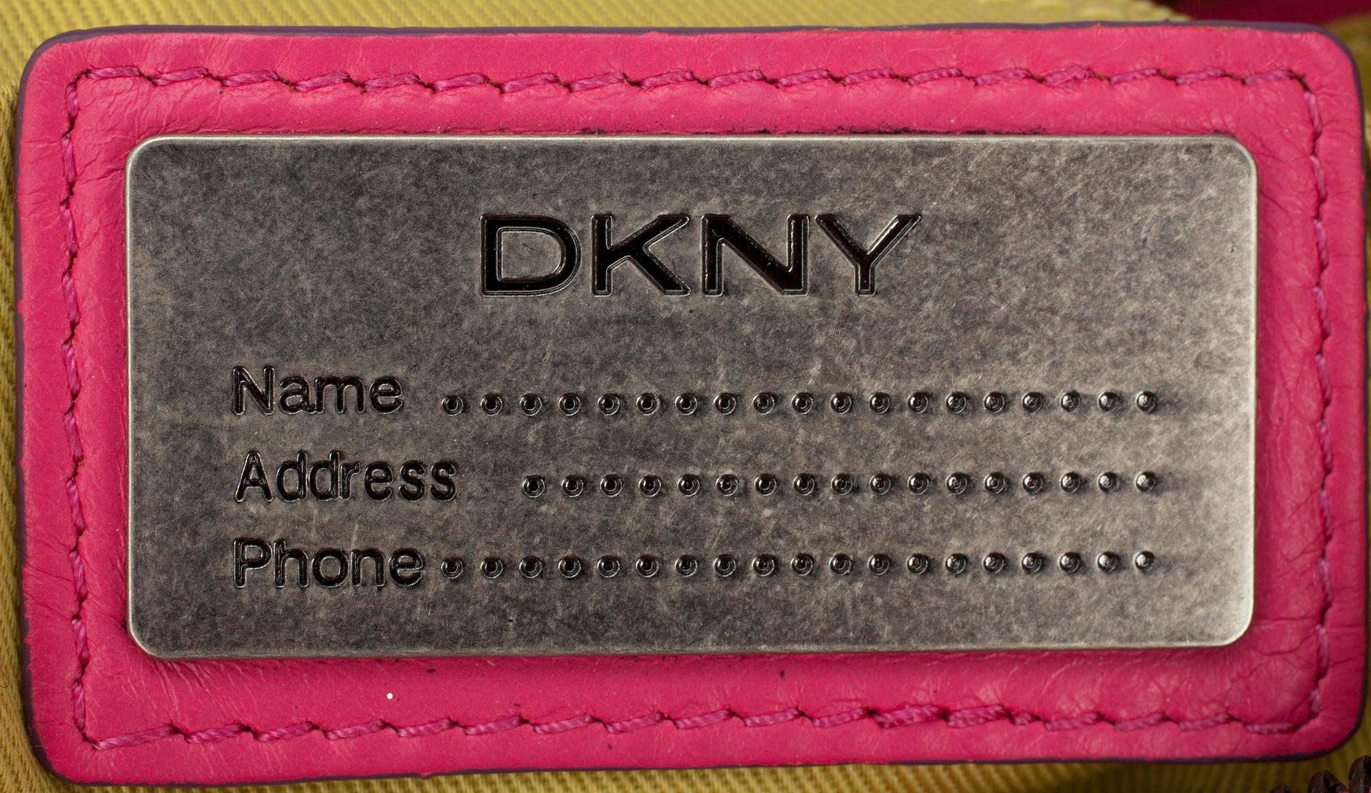 VÄSKA, DKNY.
