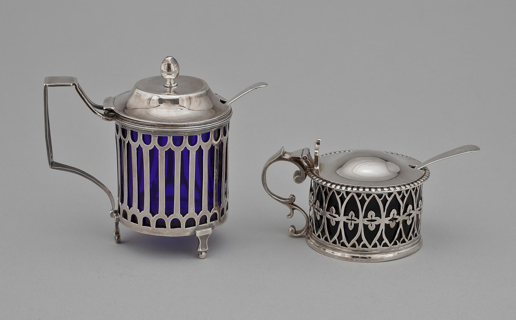 SENAPSBURKAR, 2 st, silver, Frankrike resp England, 1800-1900-tal.