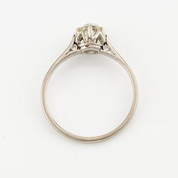 Ring, 18K white gold with brilliant-cut diamond.