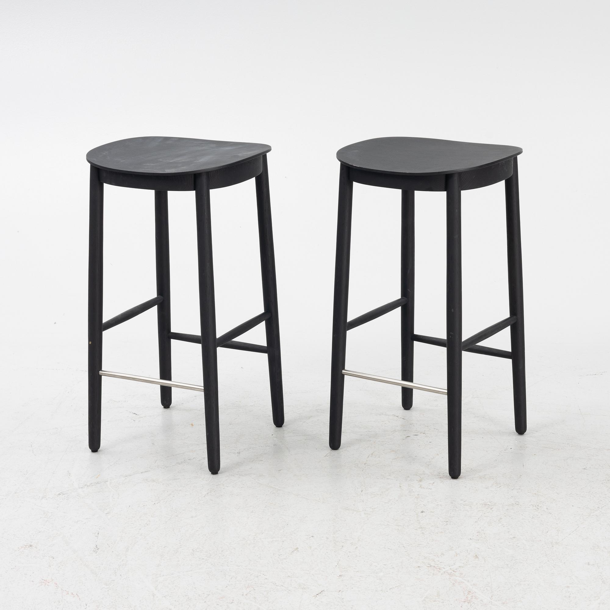 Note Design Studio, pallar, ett par, "Figurine", Fogia.