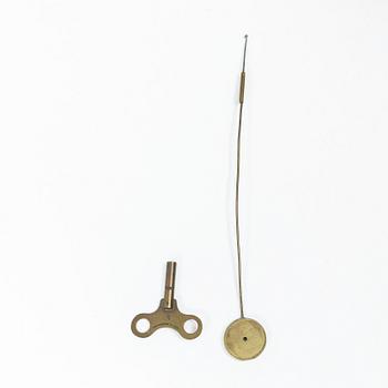A mantel clock, France, early 20th Century.