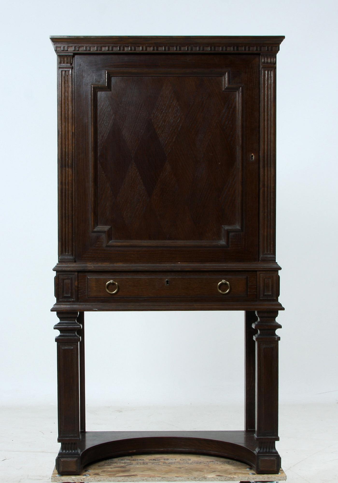 SKÅP, art deco, 1900-talets första hälft.