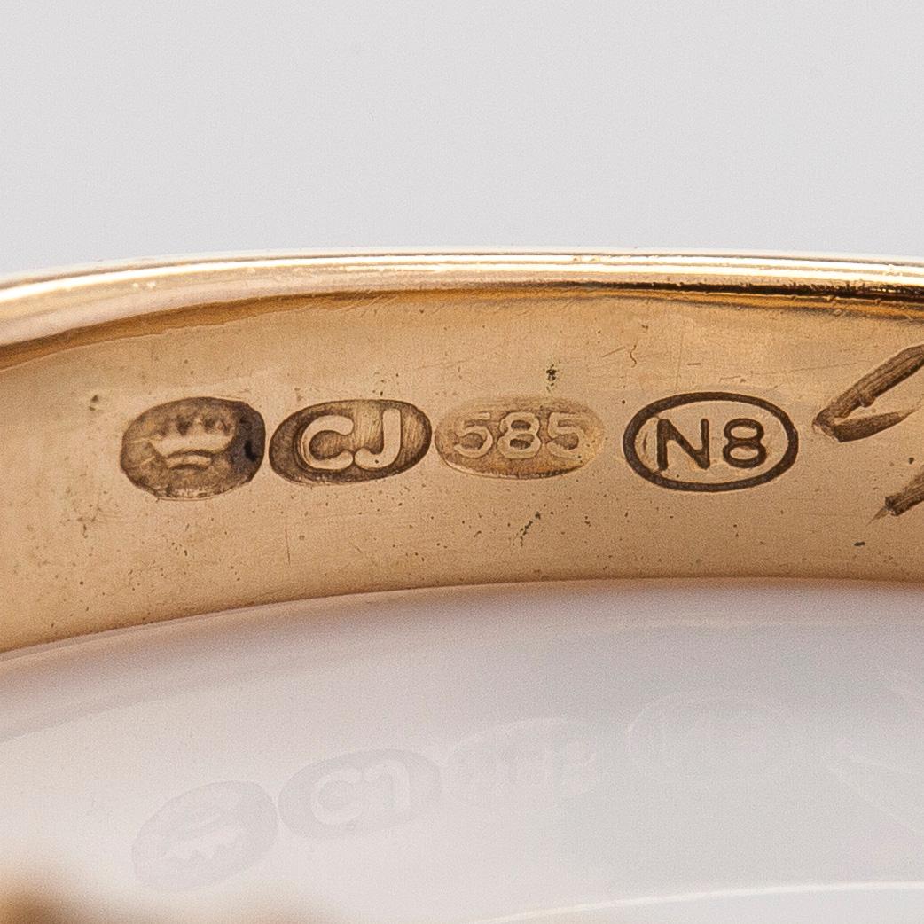 Ring, halvallians, 14K guld med briljantslipade diamanter. Finska importstämplar 1990.