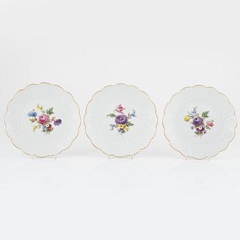 A set of six Meissen porcelain plates, circa 1900.