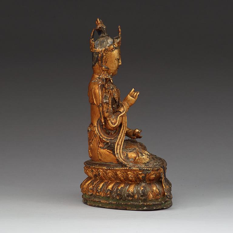 BODHISATTVA, förgylld brons. Mingdynastin (1368-1644).