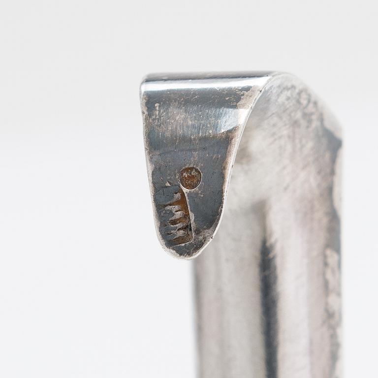 A vodka silver bucket with ladle, maker's mark of Ilya Prokopovich Prokofiev, Moscow 1899-1908.