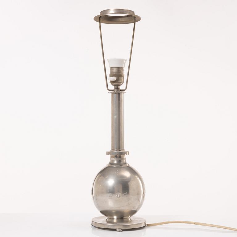 A Swedish Grace pewter table lamp, 1920's.