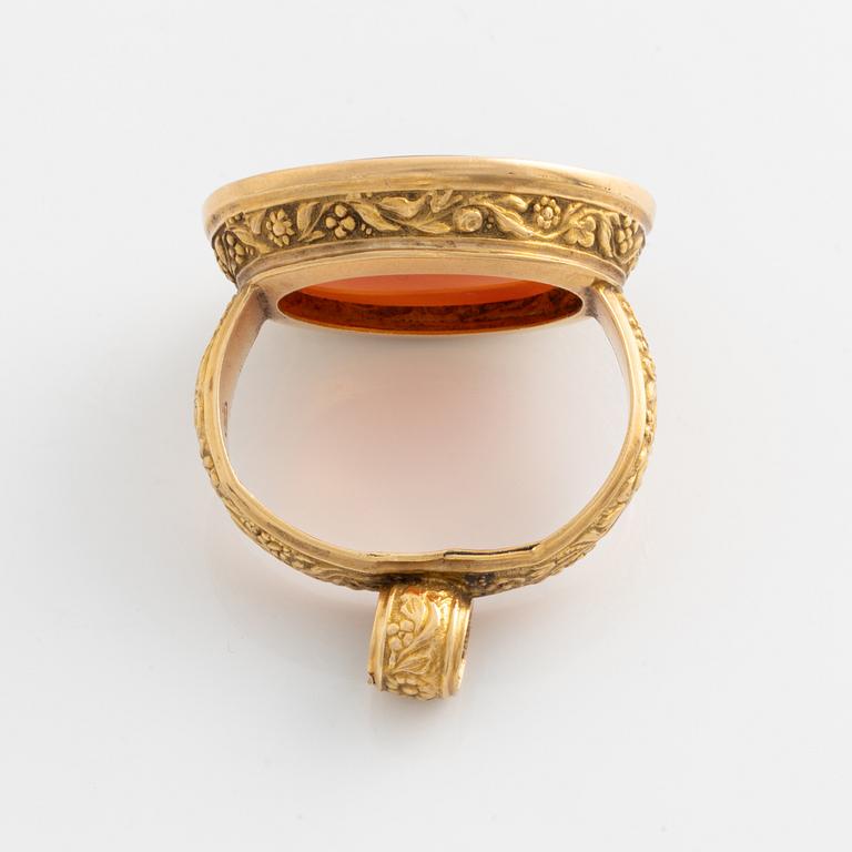 Seal, gold with carnelian.