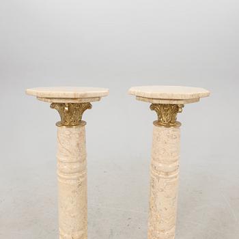 Piedestaler, ett par, modern tillverkning.