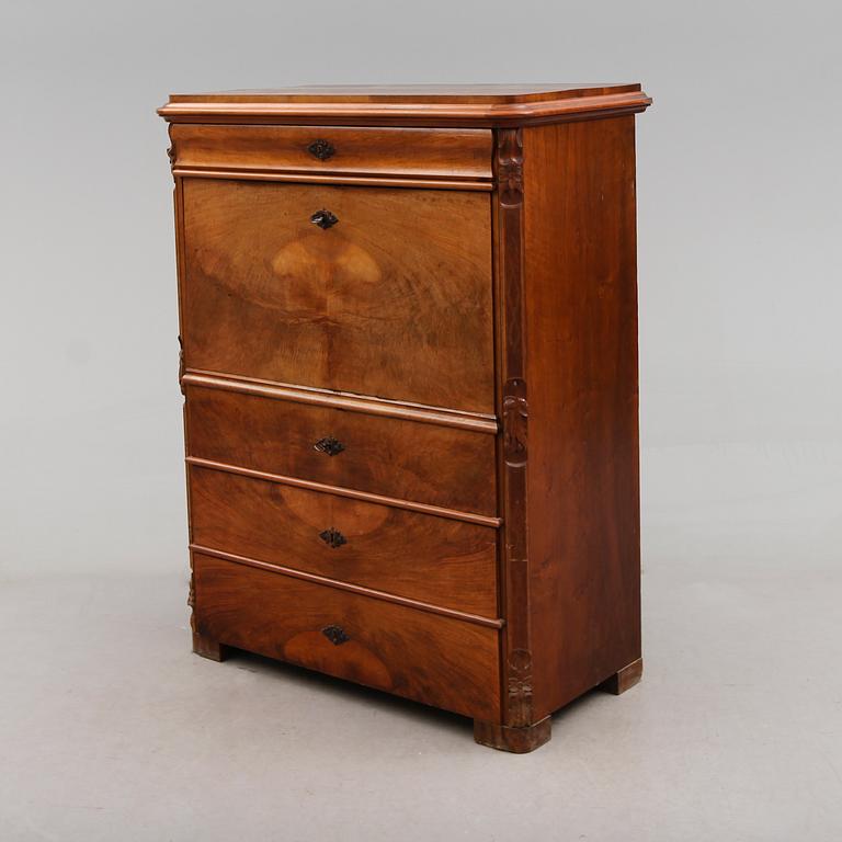 CHIFFONJÉ, 1800-talets andra hälft.