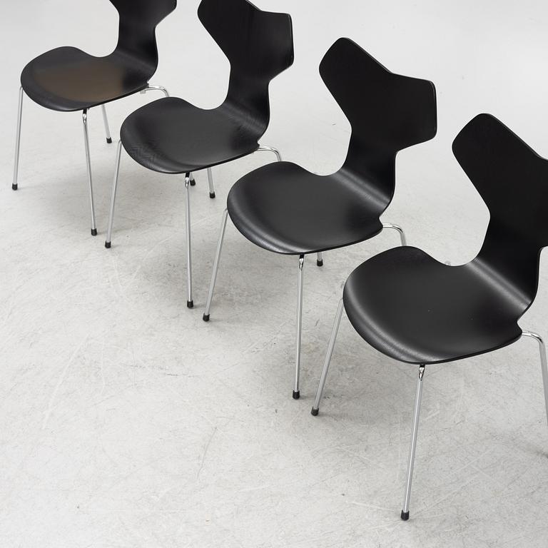 Arne Jacobsen, stolar, 4 st, "Grand Prix", Fritz Hansen, Danmark.