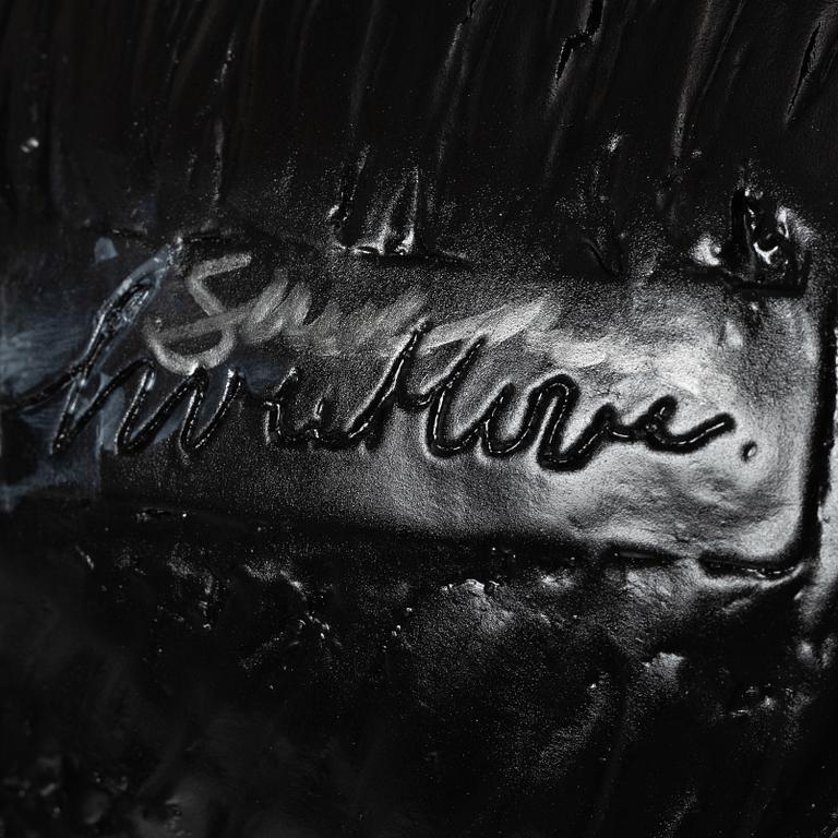 William Sweetlove, "Cloned Griffon Bruxellois with pet bottle" (Black).