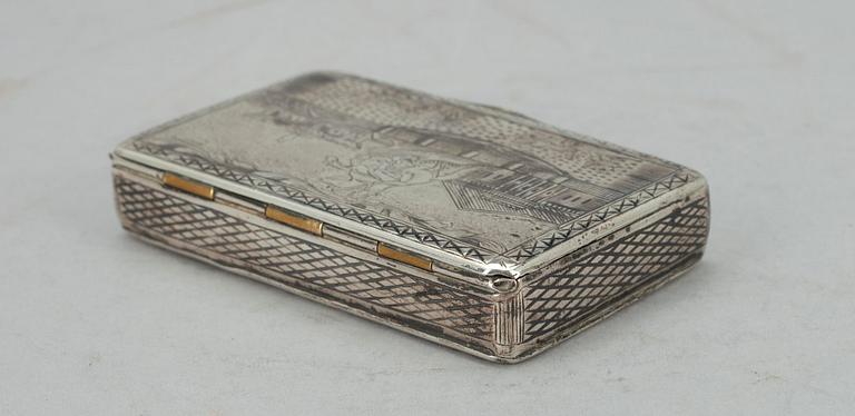 DOSA, silver, Moskva, 1800-talets slut. Vikt 106,5 g.