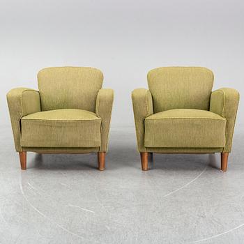 A pair of easy chairs, 1930s/1940s.
