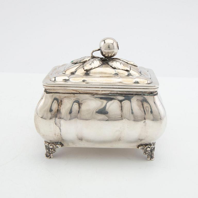 Sugar box Rococo style silver 20th century.