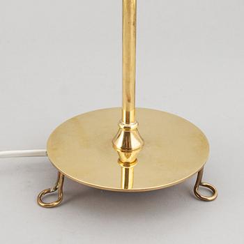 Josef Frank, a pair of model 2552 brass table lamps, Firma Svenskt Tenn, designed 1938.