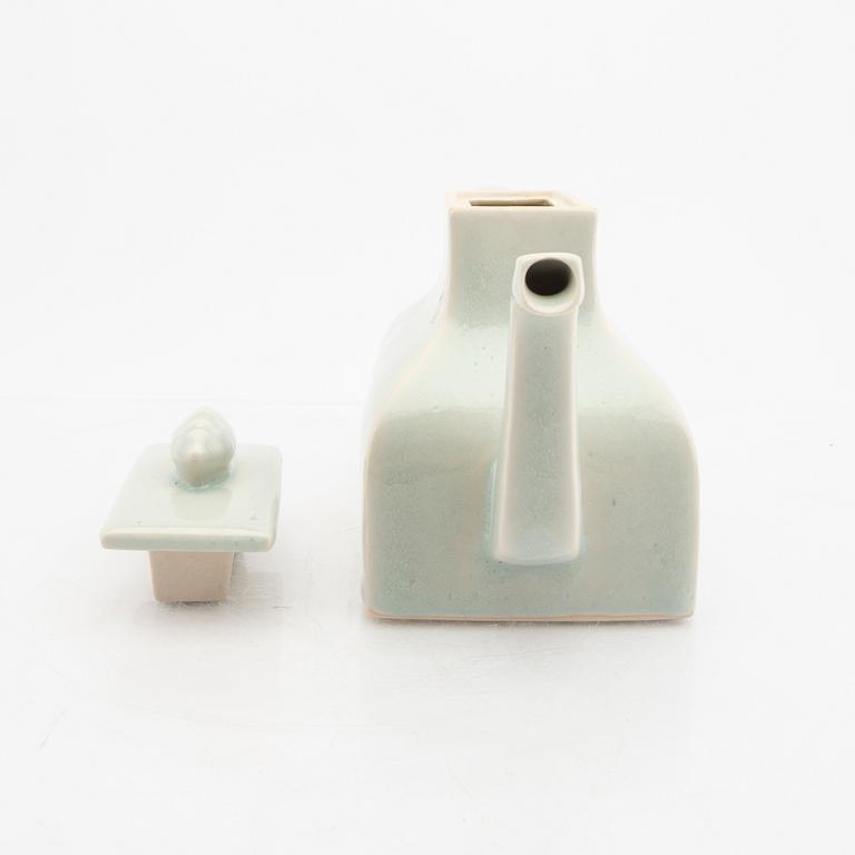 Signe Persson-Melin, a glazed ceramic teapot, signed by hand, dated 2012 and numbered 79/100.