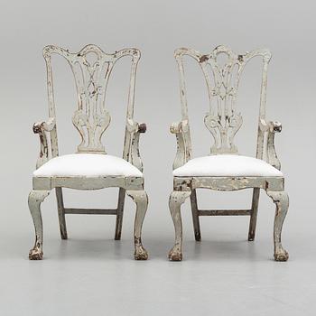 KARMSTOLAR, Chippendale-stil, sent 1800-tal.