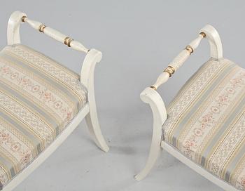 TABURETTER, ett par, 1800-tal.