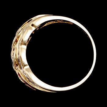 RING, 14 k guld, rubiner, safirer, smaragder och diamanter tot 0.11 ct. Vikt ca 6,8 g.