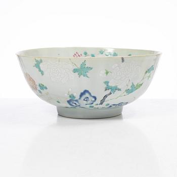 Skål samt tallrikar, ett par, porslin, Kina, Yongcheng (1723-35).