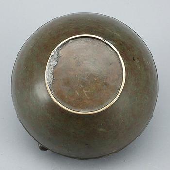 KRUKA, brons, Kina, modern tillverkning.