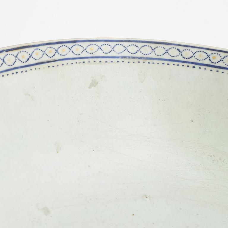 Bålskålar, 2 st, porslin, Kina, Jiaqing (1796-1820).