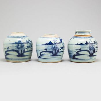 Three blue and white ginger jars, Qing dynasty, 19th century.