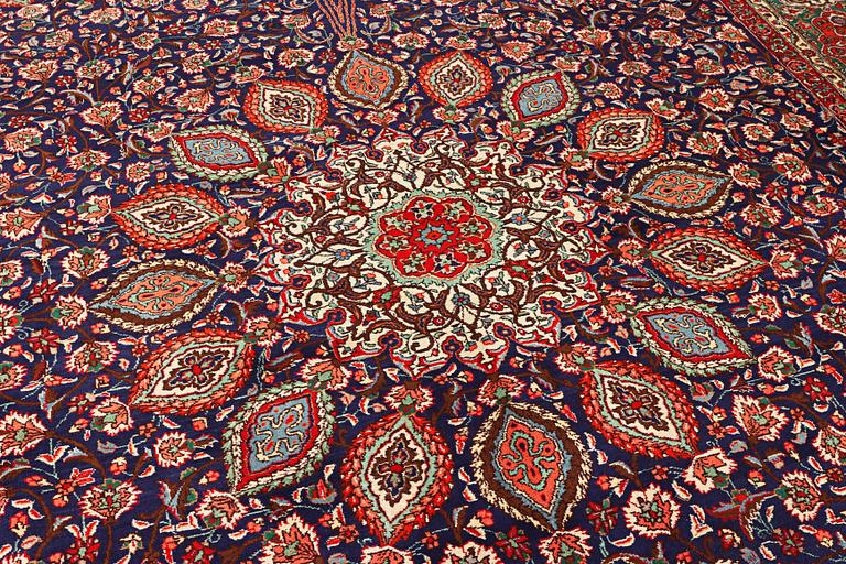 Matta, Kashmar, ca 500 x 348 cm.