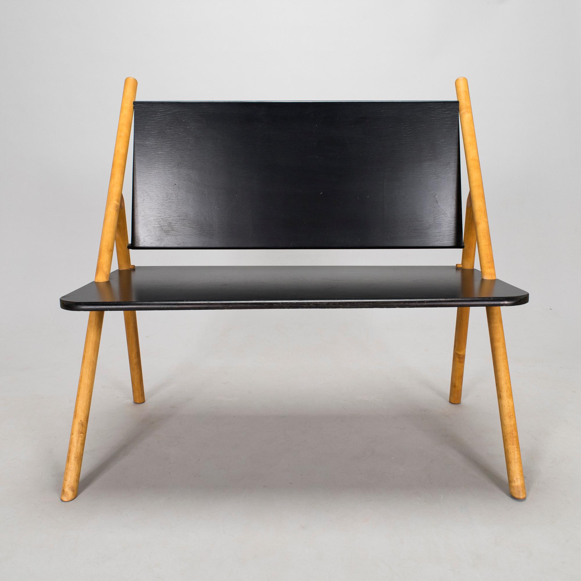 Yrjö Wiherheimo & Rudi Merz, soffa, "Pinna" för Korkeakoski OY, 1900-talets slut.