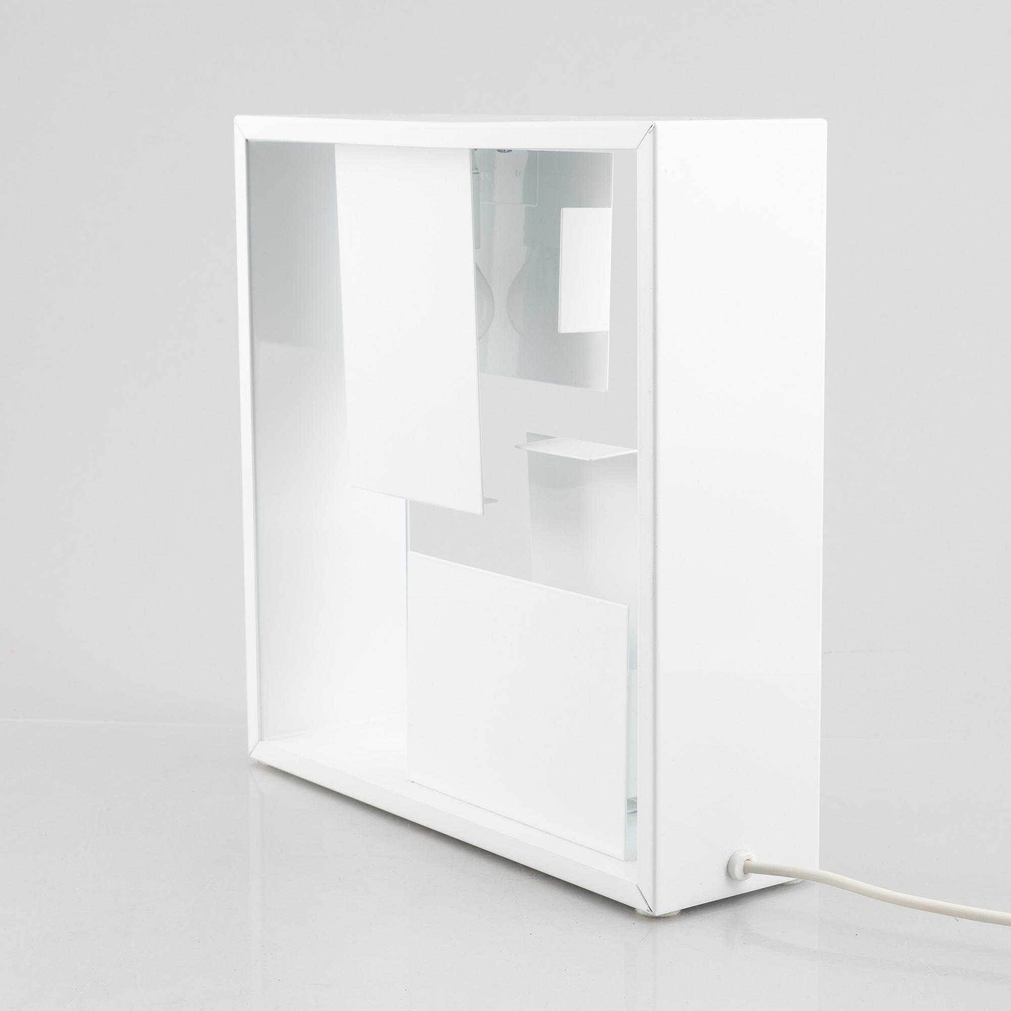 Gio Ponti, table lamp, model "Fato", Artemide.