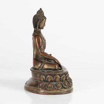 Buddha Shakyamuni, kopparlegering. Tibet, 1900-talets början.
