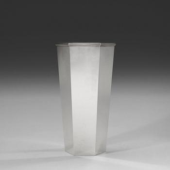 A Wiwen Nilsson sterling hexagonal vase, Lund 1947.