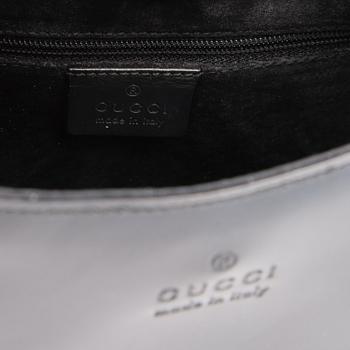 VINTAGE GUCCI HOBO BAG.