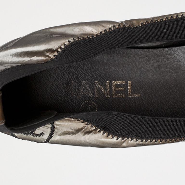 CHANEL, a pair of ballerinas. Size 38,5.