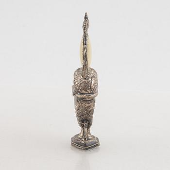 Dosa, troligen låghaltigt silver, fantasistämplar, 1800-tal.