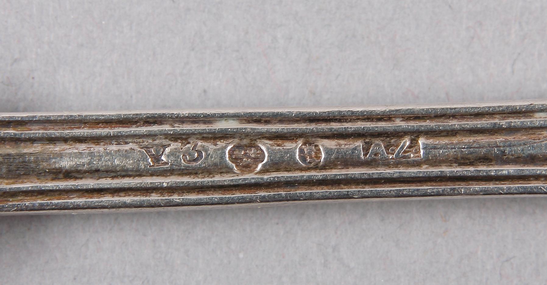 SMÖRGÅSGAFFLAR, 12 st, silver, Adolf Zethelius, Stockholm, 1828-29.