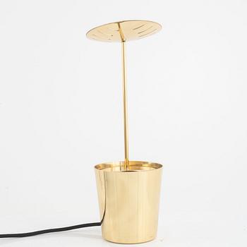 Harri Koskinen, bordslampa "Shadow", Firma Svenskt Tenn.
