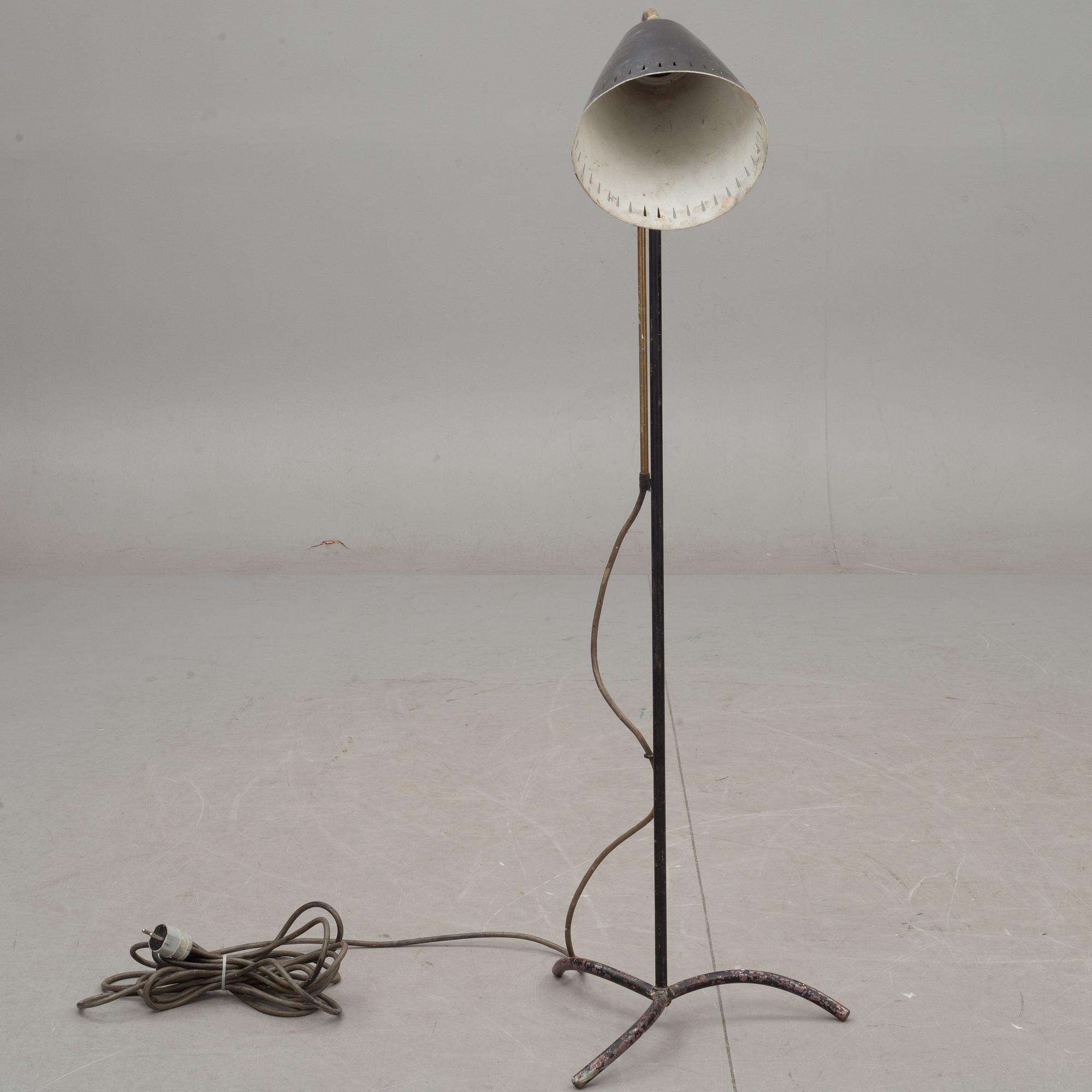 GOLVLAMPA, 1900-talets mitt.