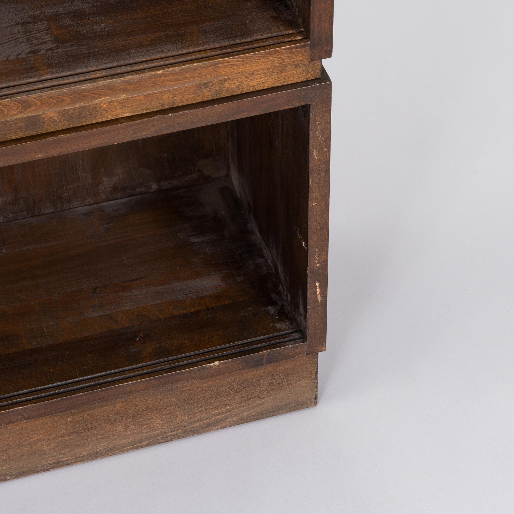 Aino Aalto, kirjahylly / kirjakaappi, 412/4  O.Y. Huonekalu- ja Rakennustyötehdas A.B. 1940-luku.