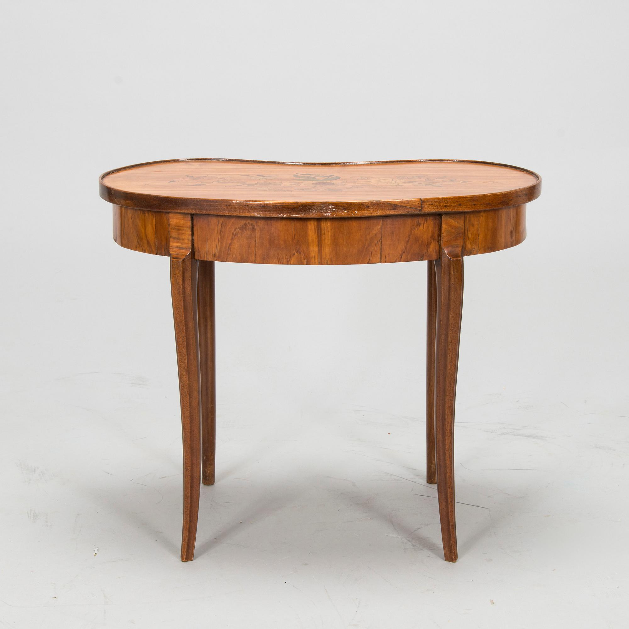 Sidobord, Frankrike 1900-talets första hälft.